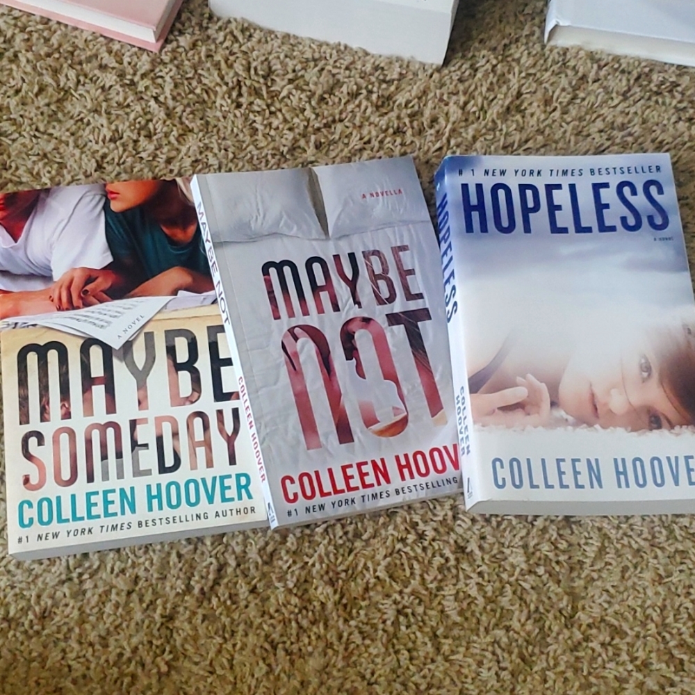 3 books by Colleen Hoover